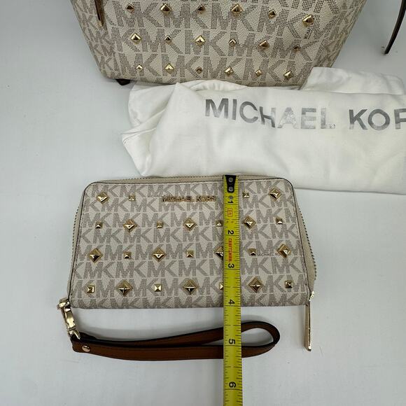 Michael Kors Jaycee Medium Vanilla Backpack and Wallet Gold Studded Pyramid main image 4